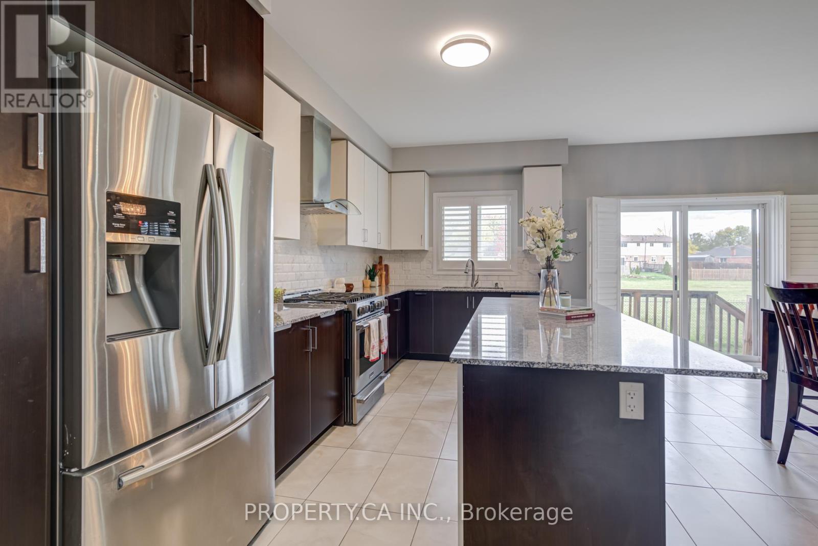 7577 Marpin Court, Niagara Falls, Ontario  L2H 0P3 - Photo 9 - X12479293