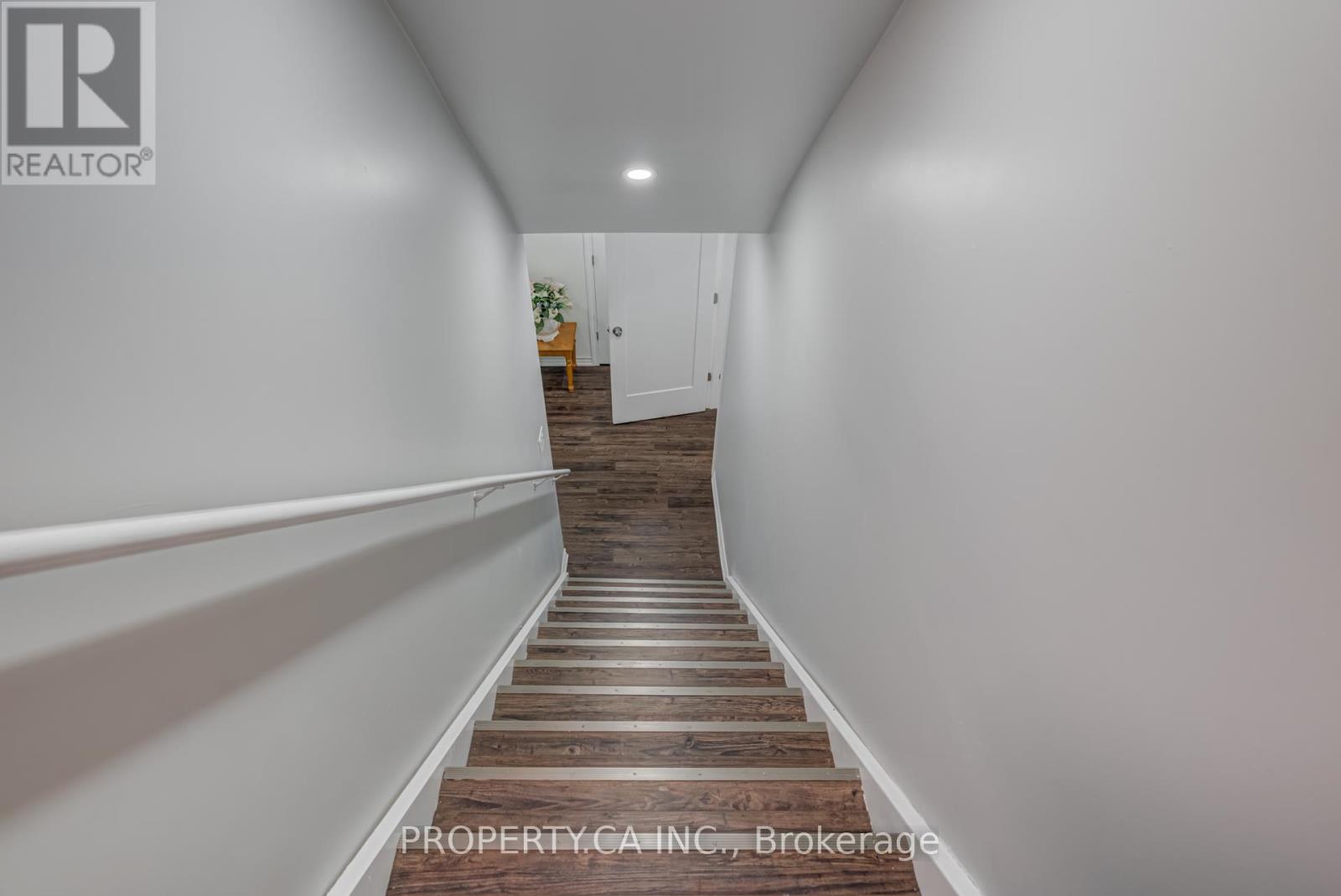 7577 Marpin Court, Niagara Falls, Ontario  L2H 0P3 - Photo 32 - X12479293