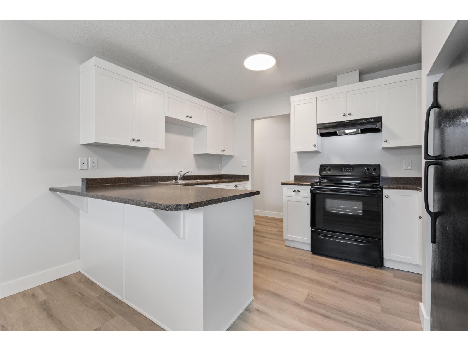 7155 Rochester Avenue, Sardis West Vedder, Chilliwack, British Columbia  V2R 2P3 - Photo 5 - R3061384