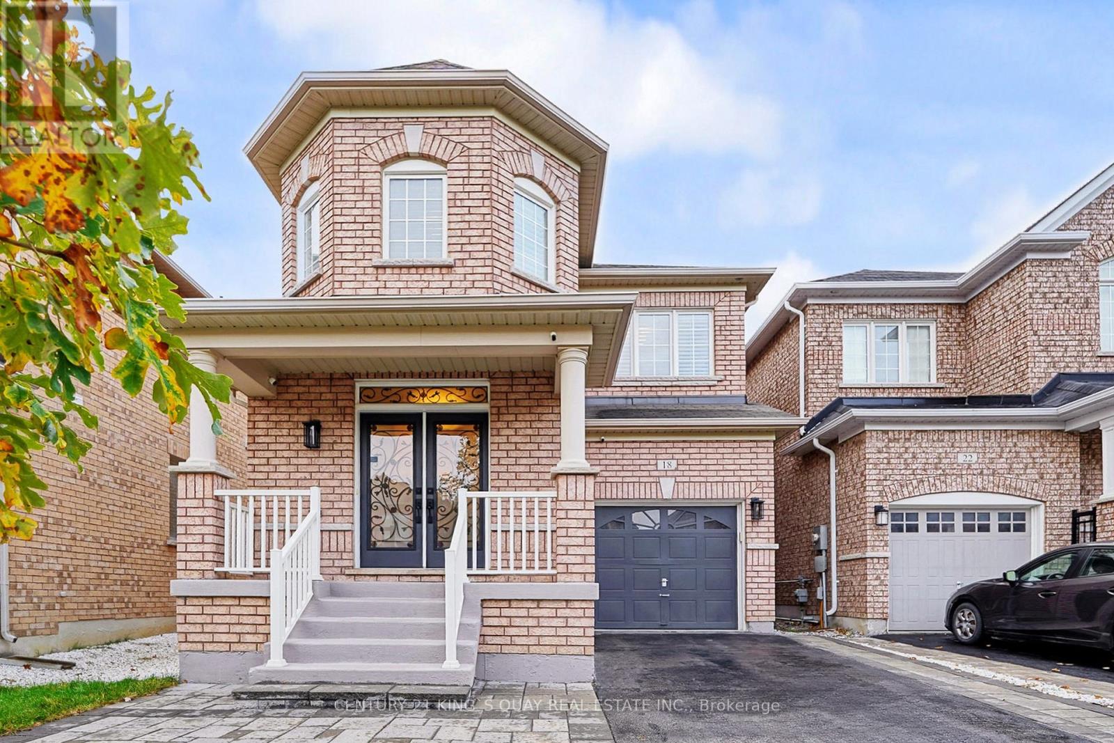 18 EDGEHILL AVENUE, Whitchurch-Stouffville, Ontario