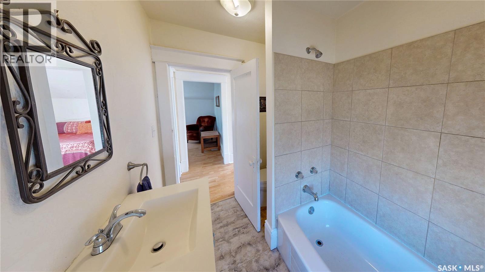 827 15th Avenue, Regina, Saskatchewan  S4N 0V2 - Photo 21 - SK021649
