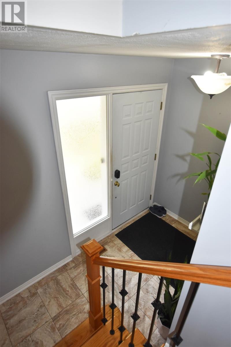 123 Palace Dr, Sault Ste. Marie, Ontario  P6B 5H7 - Photo 29 - SM252226