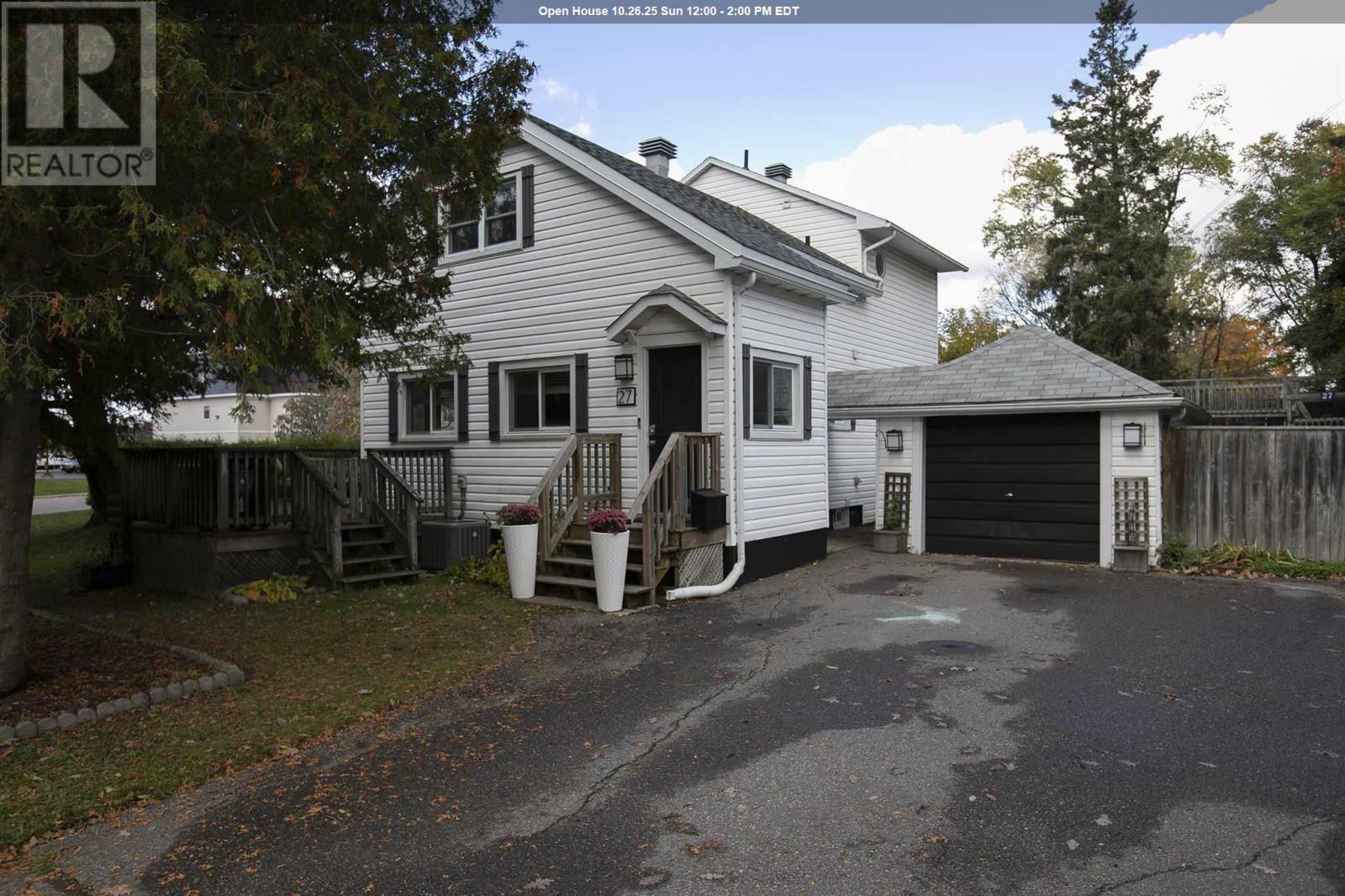 27 Borron Ave, Sault Ste. Marie, Ontario  P6B 1E7 - Photo 1 - SM253048