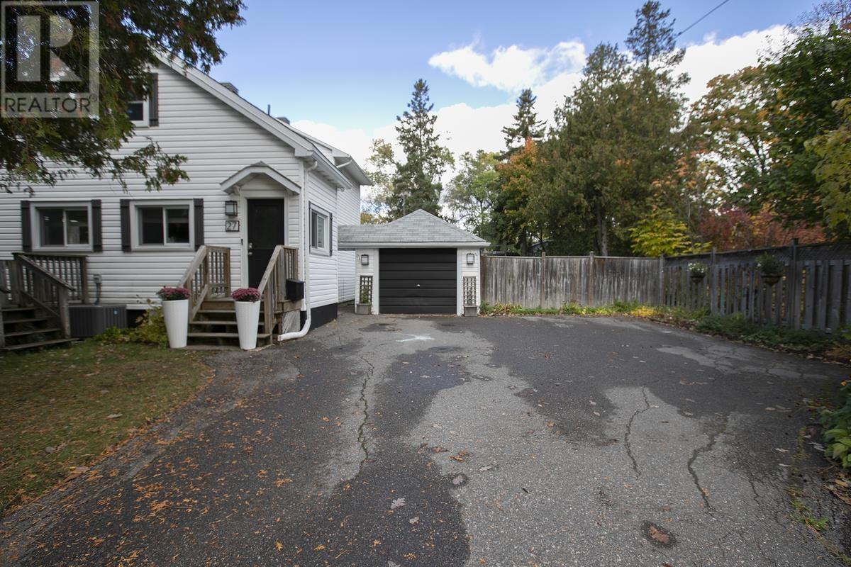 27 Borron Ave, Sault Ste. Marie, Ontario  P6B 1E7 - Photo 4 - SM253048