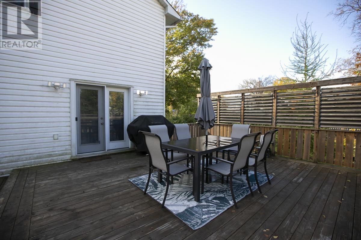 27 Borron Ave, Sault Ste. Marie, Ontario  P6B 1E7 - Photo 9 - SM253048