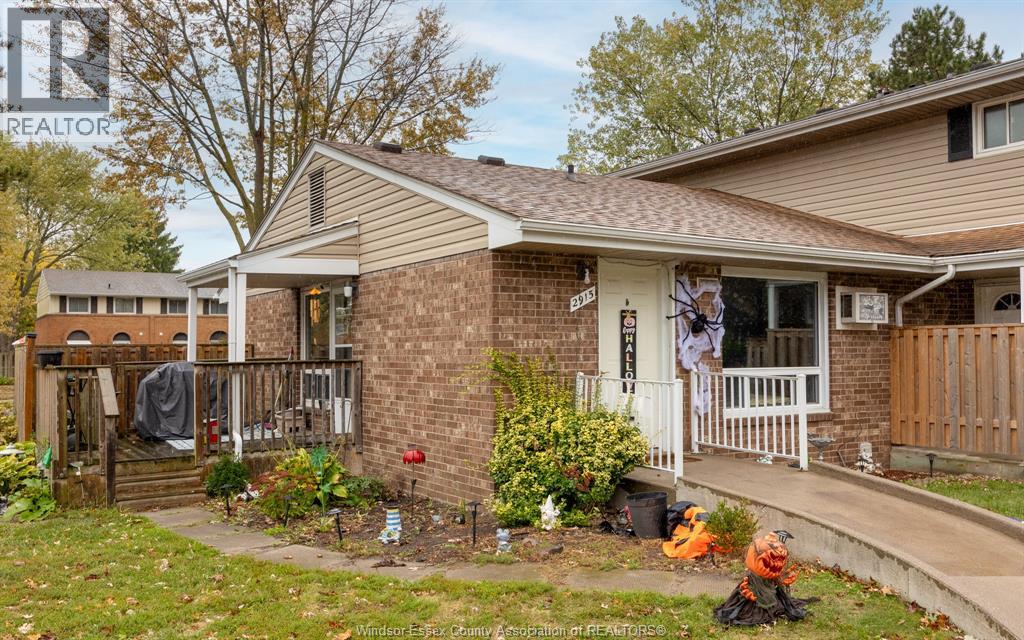 2915 Meadowbrook Lane Unit# 10, Windsor, Ontario  N8T 3C4 - Photo 2 - 25027066