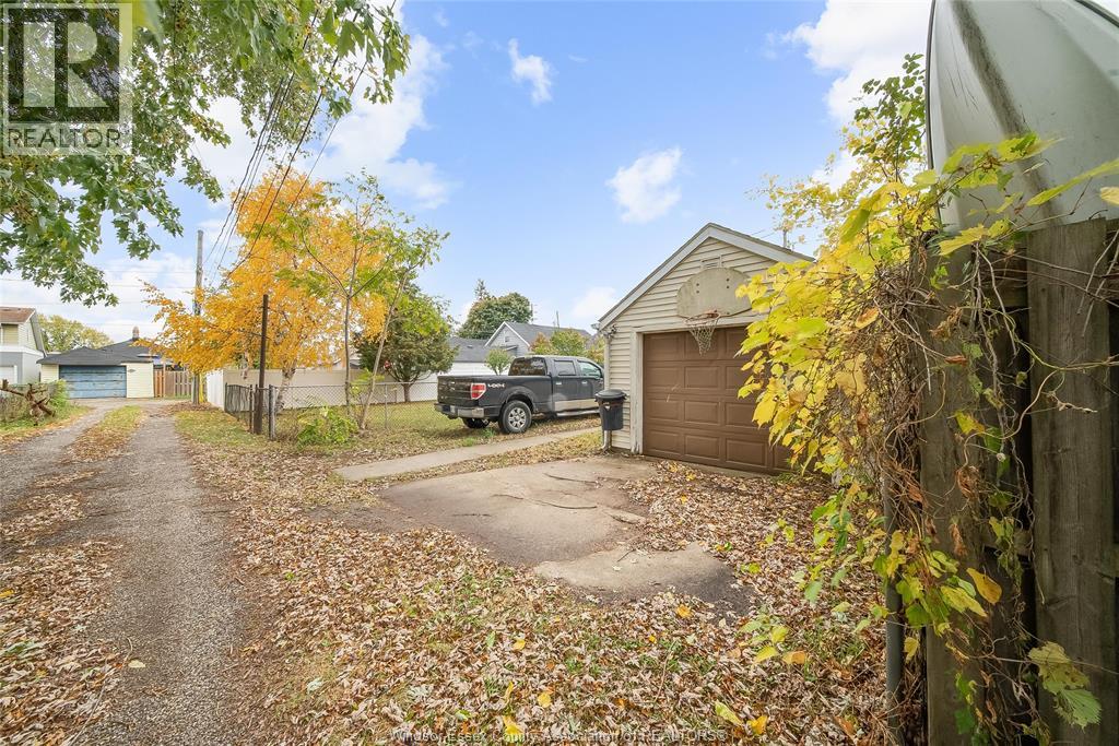 2362 Mercer, Windsor, Ontario  N8X 3R3 - Photo 43 - 25026752