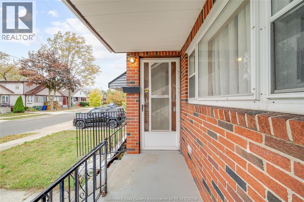 2362 Mercer, Windsor, Ontario  N8X 3R3 - Photo 9 - 25026752