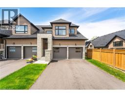 8 LOIS TORRANCE Trail, Uxbridge, Ontario