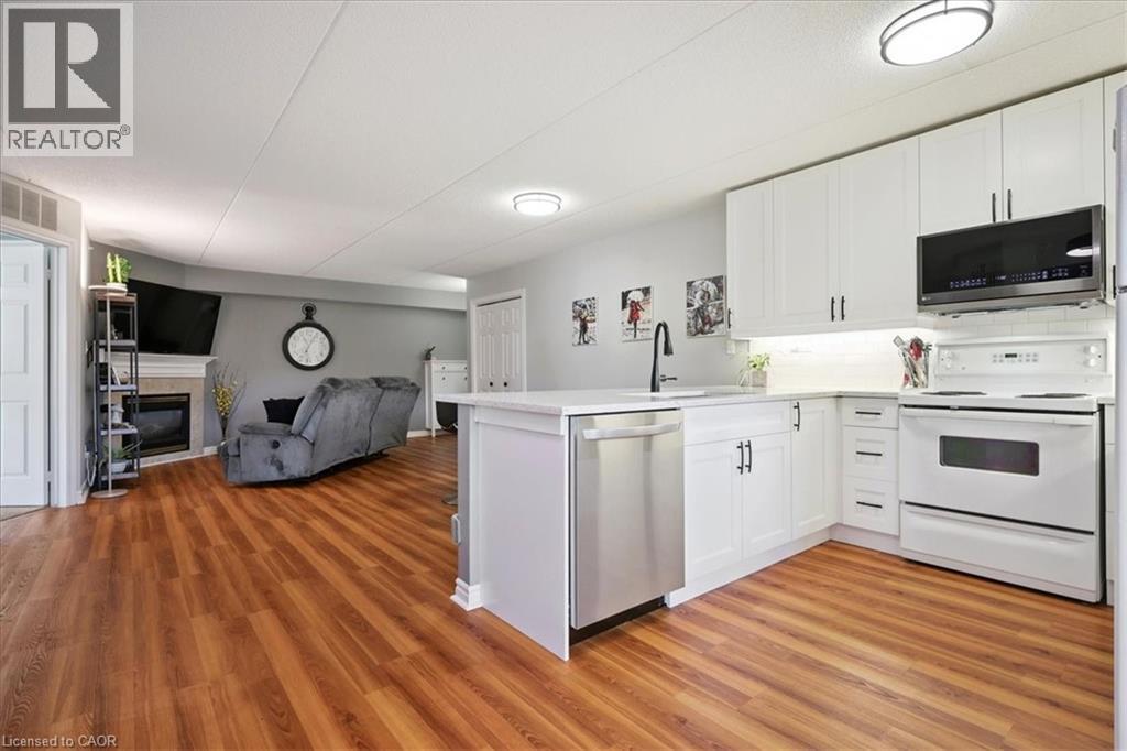 1431 Walkers Line Unit# 301, Burlington, Ontario  L7M 4P3 - Photo 10 - 40781739
