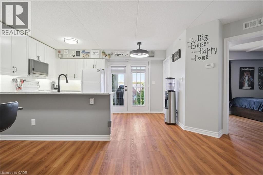 1431 Walkers Line Unit# 301, Burlington, Ontario  L7M 4P3 - Photo 13 - 40781739