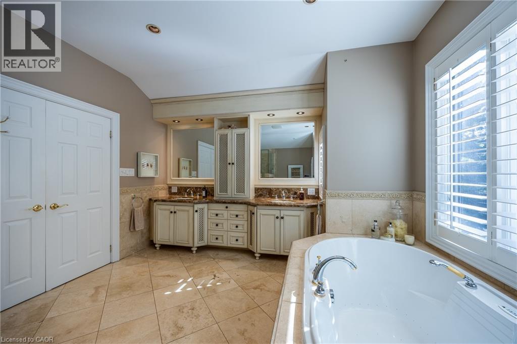 1338 Prince Albert Court, Mississauga, Ontario  L5H 3S1 - Photo 29 - 40780714