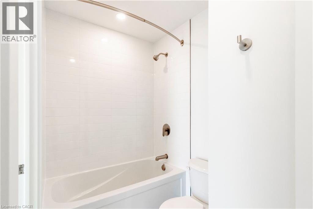 25 Wellington Street S Unit# 1802, Kitchener, Ontario  N2G 0G5 - Photo 17 - 40780096