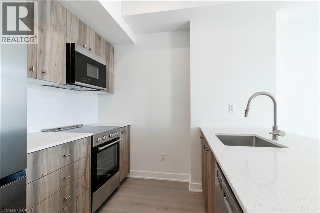 25 Wellington Street S Unit# 1802, Kitchener, Ontario  N2G 0G5 - Photo 8 - 40780096