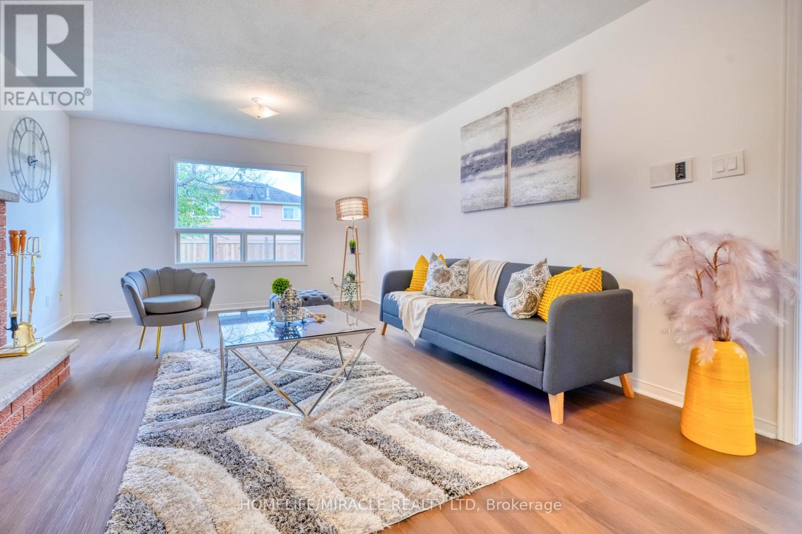 38 Falstaff Crescent, Whitby, Ontario  L1R 1W3 - Photo 17 - E12480013