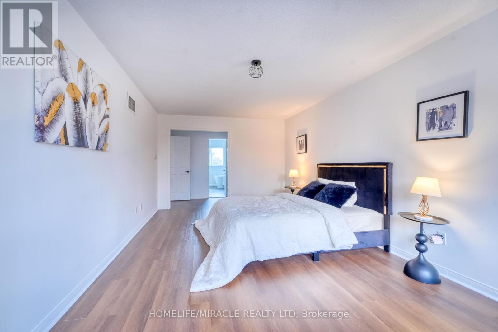 38 Falstaff Crescent, Whitby, Ontario  L1R 1W3 - Photo 35 - E12480013