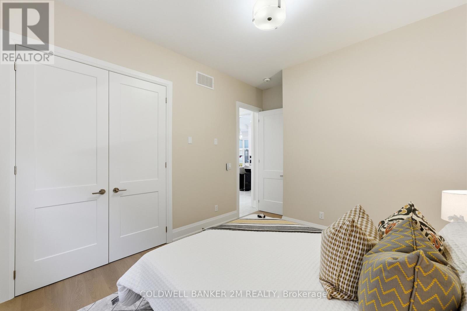 10 St. Augustine Drive, Whitby, Ontario  L1M 0L7 - Photo 20 - E12480061
