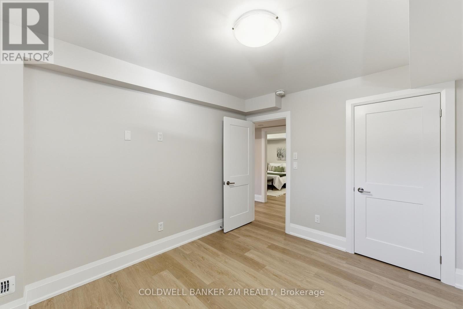 10 St. Augustine Drive, Whitby, Ontario  L1M 0L7 - Photo 35 - E12480061