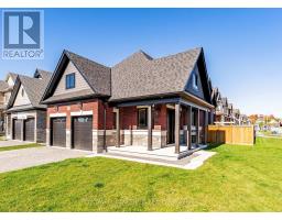 10 ST. AUGUSTINE DRIVE, Whitby, Ontario