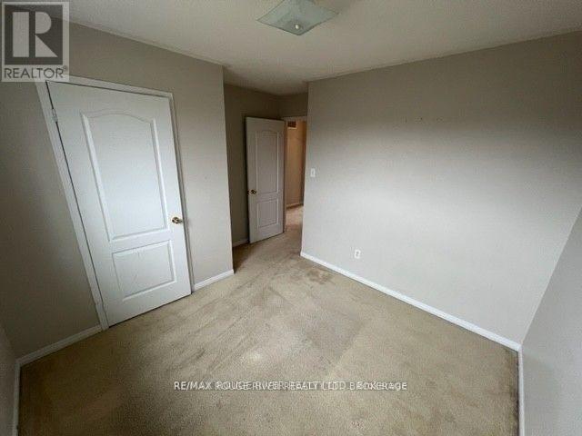 32 Puttingedge Drive, Whitby, Ontario  L1R 0H7 - Photo 11 - E12480166