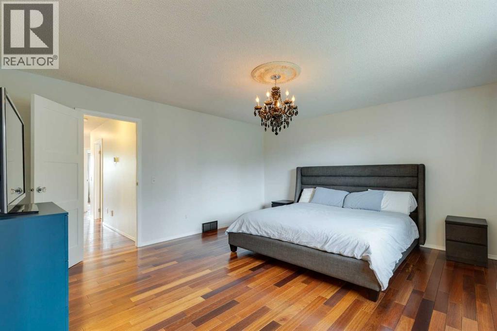 2208 Sirocco Drive Sw, Calgary, Alberta  T3H 2T9 - Photo 23 - A2261673