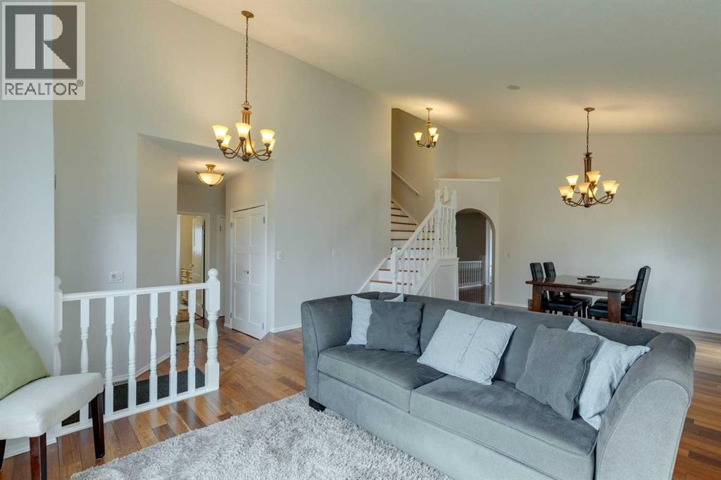 2208 Sirocco Drive Sw, Calgary, Alberta  T3H 2T9 - Photo 4 - A2261673