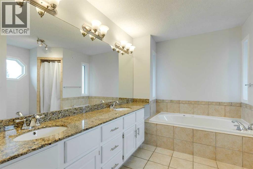 2208 Sirocco Drive Sw, Calgary, Alberta  T3H 2T9 - Photo 28 - A2261673