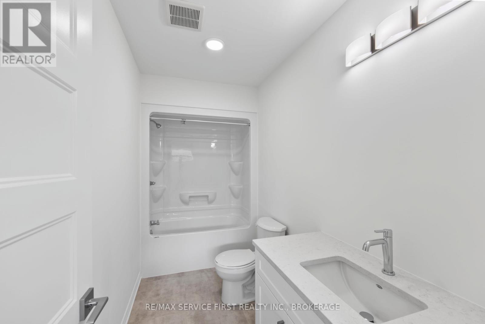 E71 - 1325 Turnbull Way, Kingston (City Northwest), Ontario  K7P 0T6 - Photo 36 - X12480095