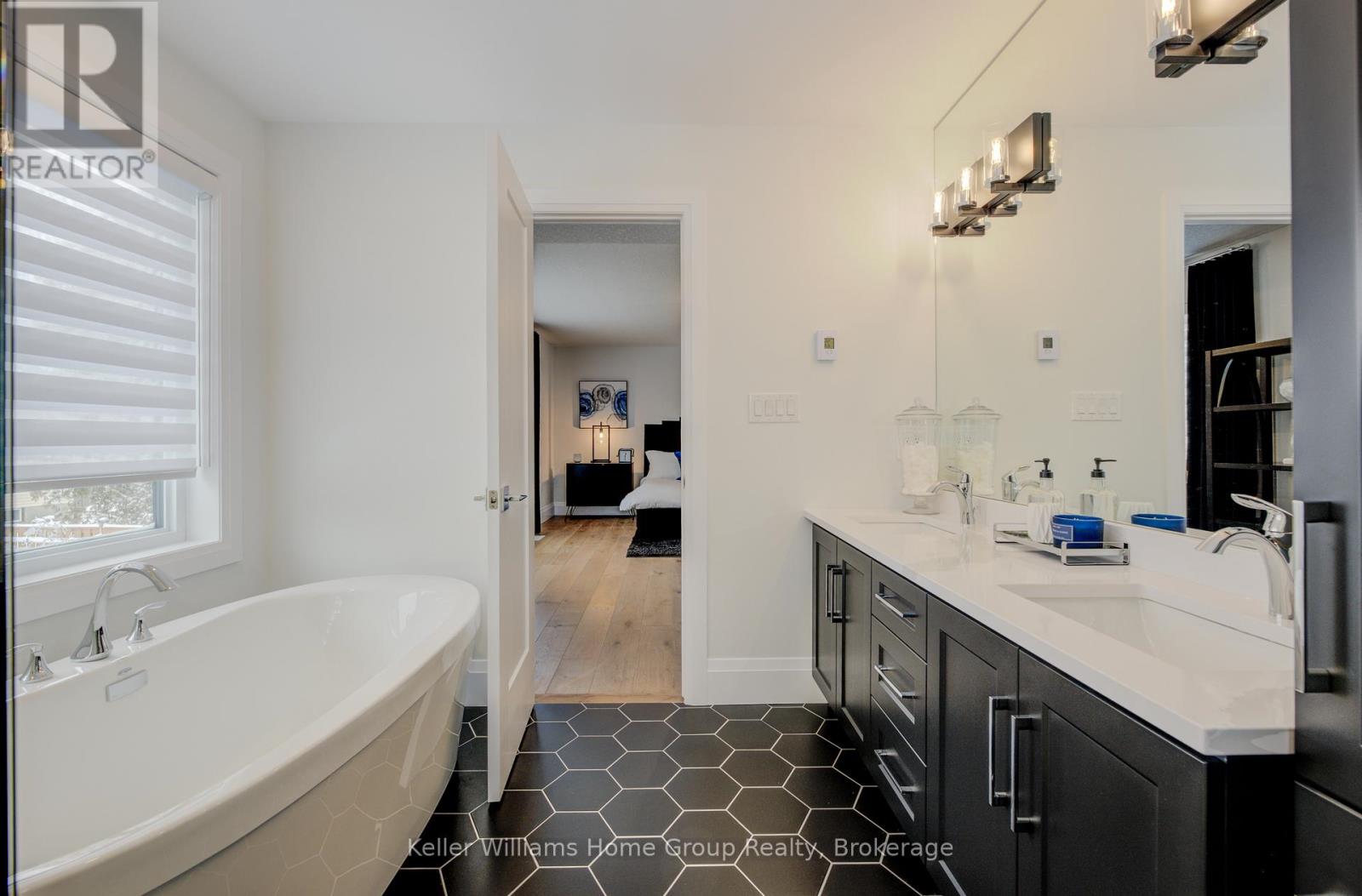 2 Nicholas Way, Guelph (Victoria North), Ontario  N1E 0T1 - Photo 23 - X12480056