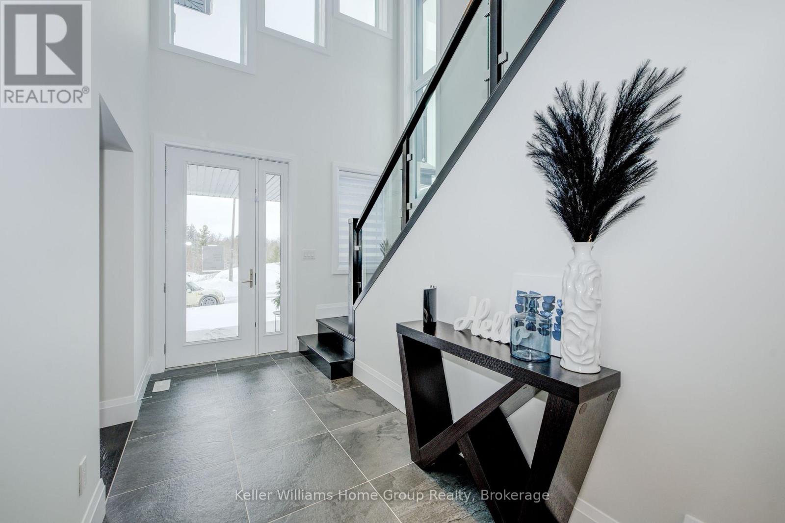 2 Nicholas Way, Guelph (Victoria North), Ontario  N1E 0T1 - Photo 3 - X12480056