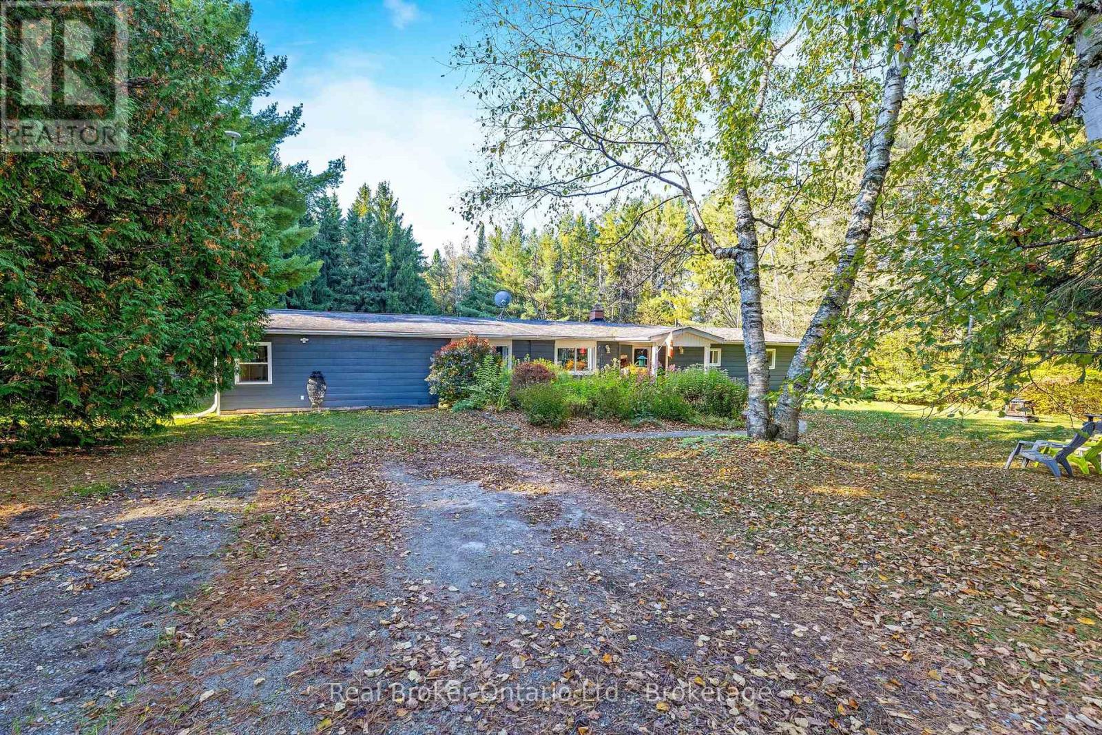 111016 11th Line, East Garafraxa, Ontario  L9W 7A4 - Photo 2 - X12480101