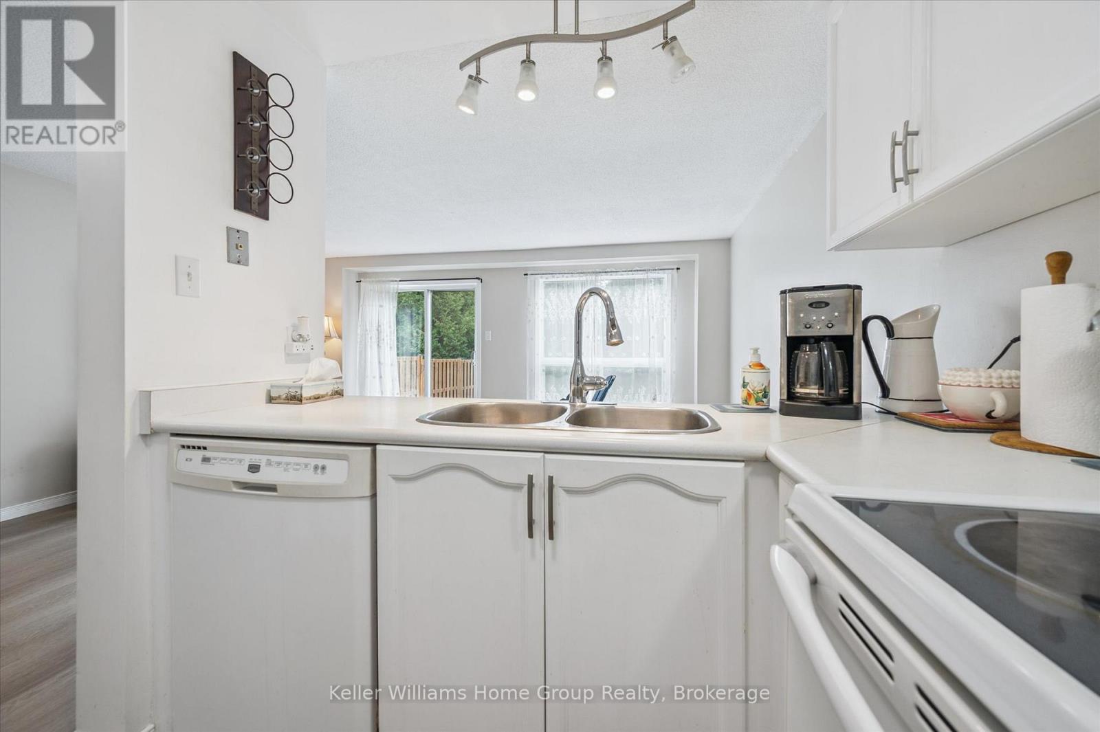 480 Flannery Drive, Centre Wellington, Ontario  N1M 3P1 - Photo 11 - X12480111