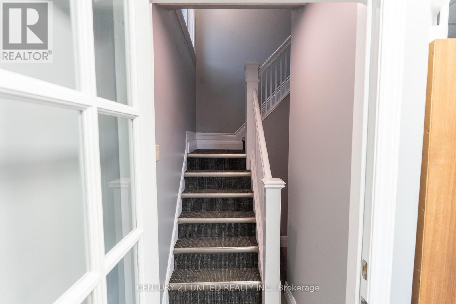 310 Rubidge Street, Peterborough (Town Ward 3), Ontario  K9J 3P4 - Photo 16 - X12480090