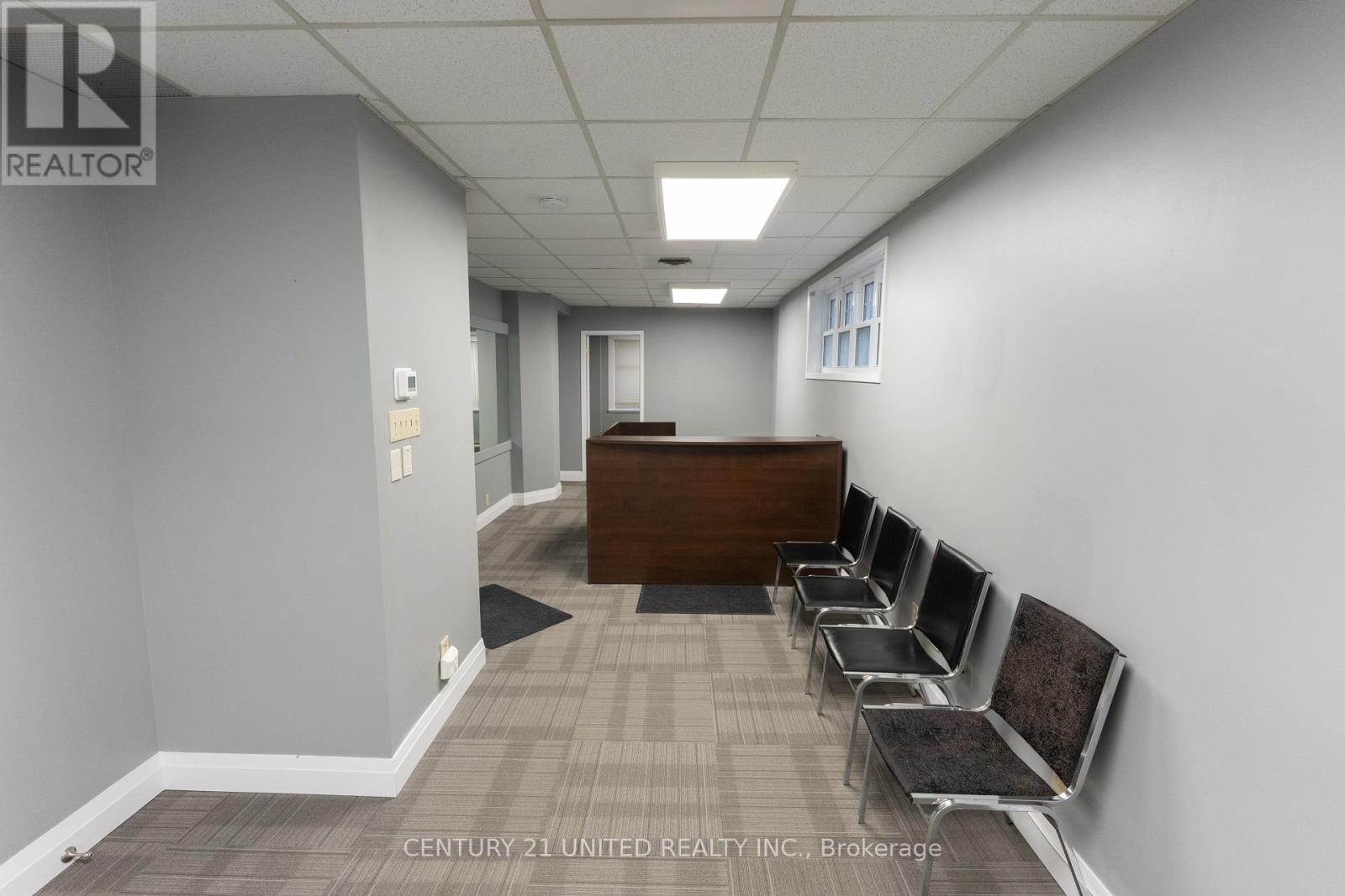 310 Rubidge Street, Peterborough (Town Ward 3), Ontario  K9J 3P4 - Photo 6 - X12480090
