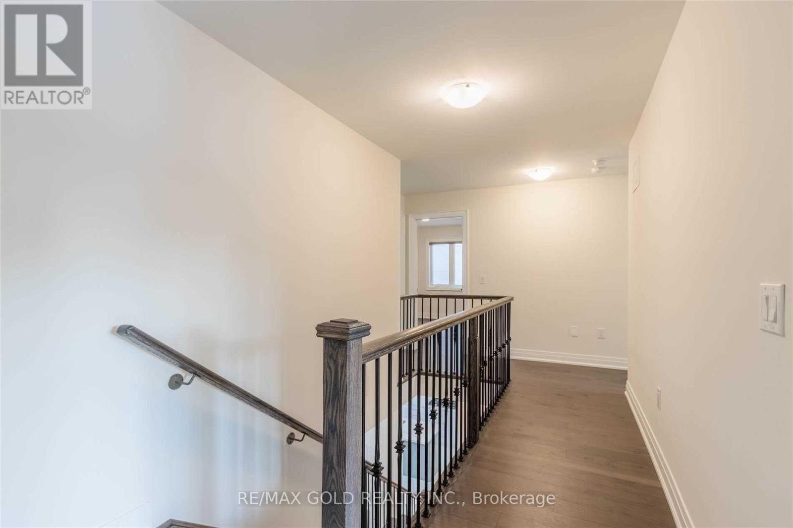 Upper Level - 20 Bill Guy Drive, Georgina, Ontario  L6P 0J1 - Photo 19 - N12479959