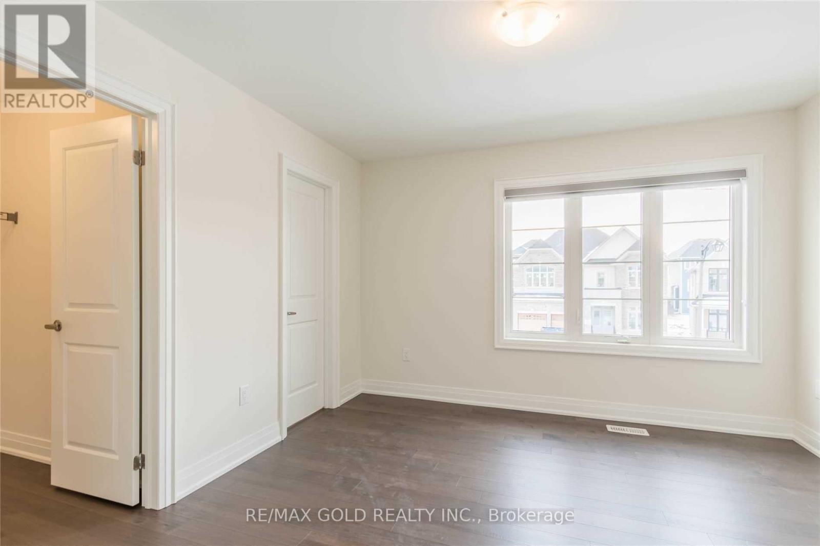 Upper Level - 20 Bill Guy Drive, Georgina, Ontario  L6P 0J1 - Photo 21 - N12479959