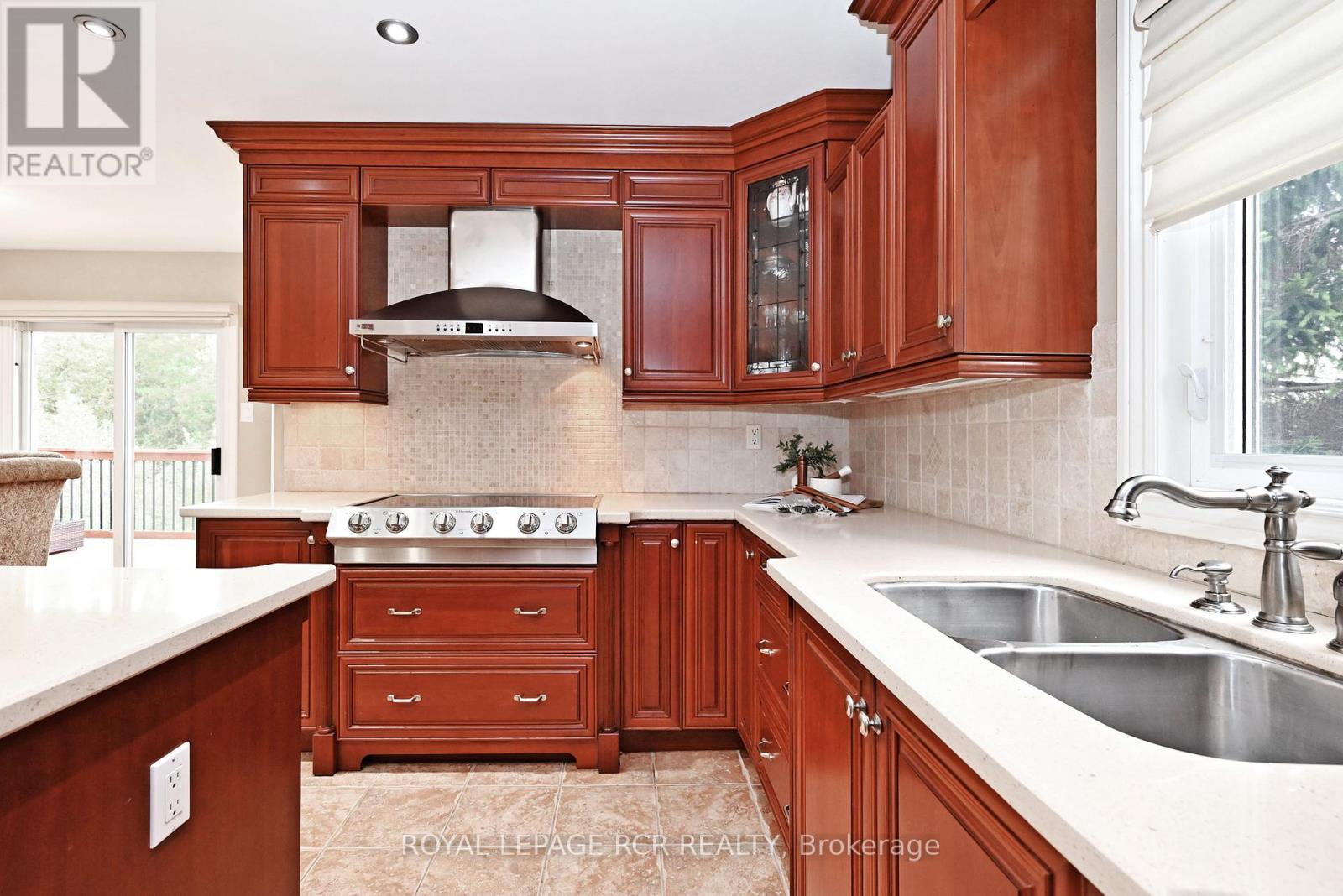 80 Cranberry Lane, Aurora, Ontario  L4G 5Z1 - Photo 17 - N12480001
