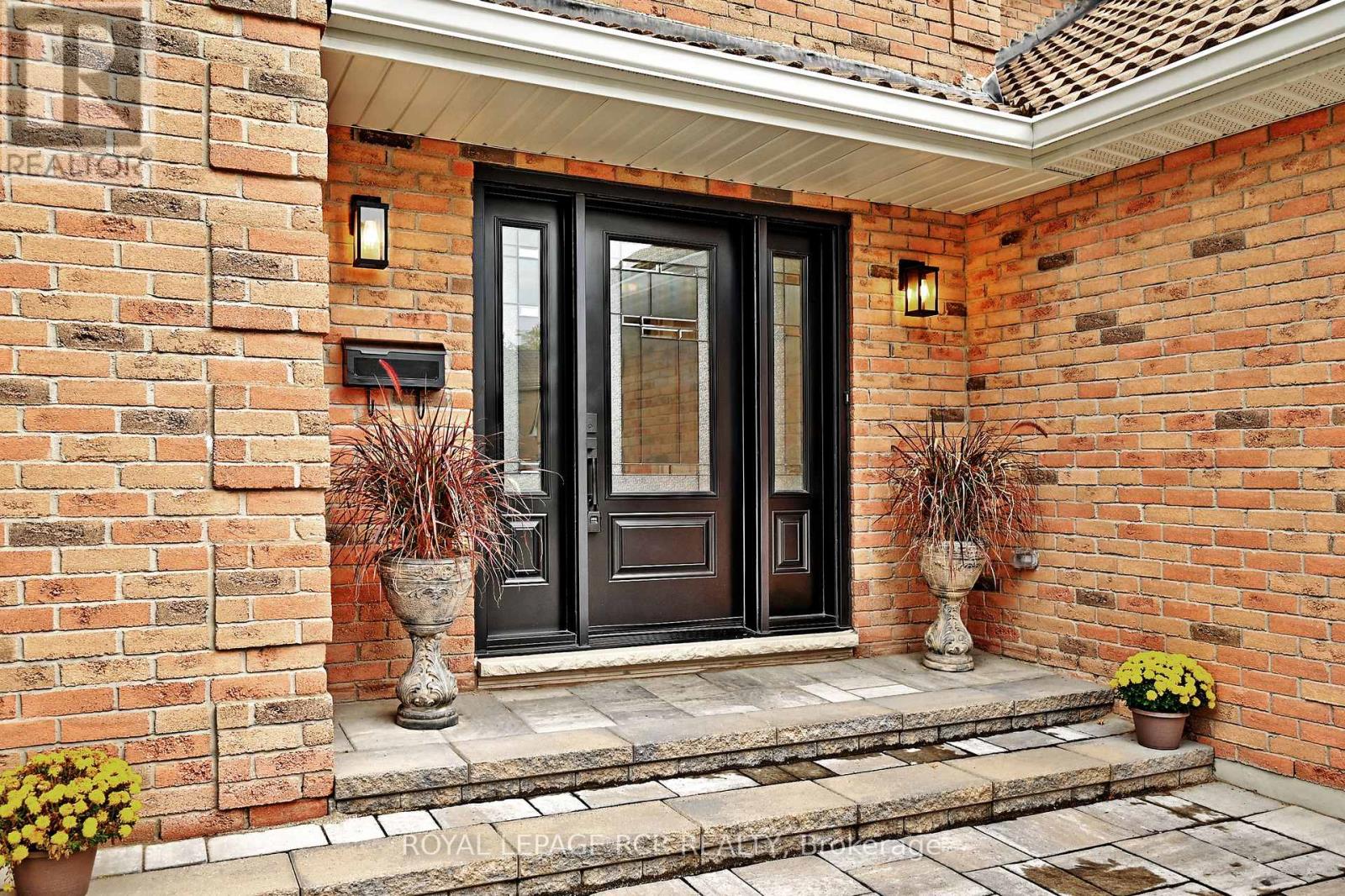 80 Cranberry Lane, Aurora, Ontario  L4G 5Z1 - Photo 3 - N12480001