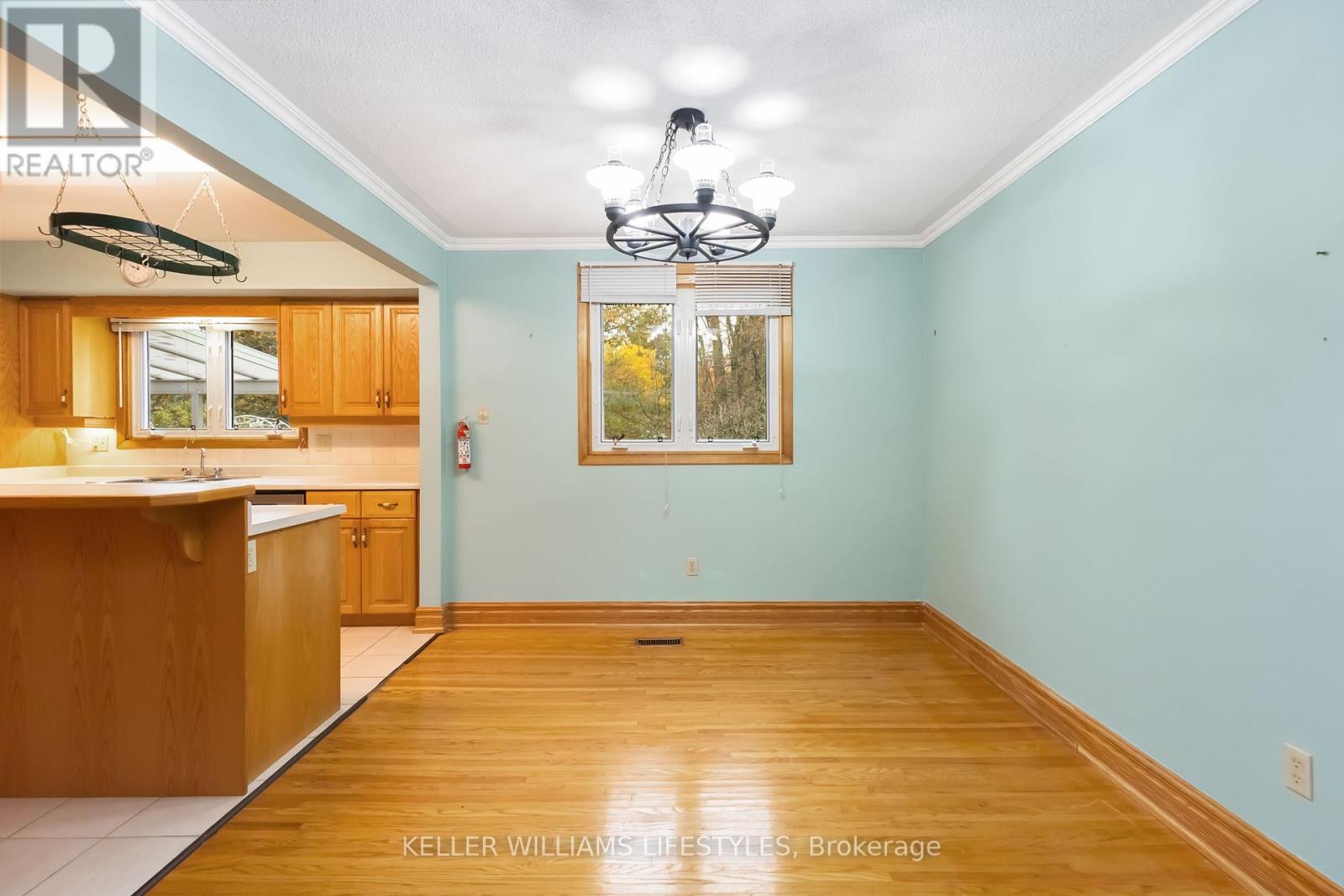 935 Norton Crescent, London South (South O), Ontario  N6J 2Y8 - Photo 11 - X12480037