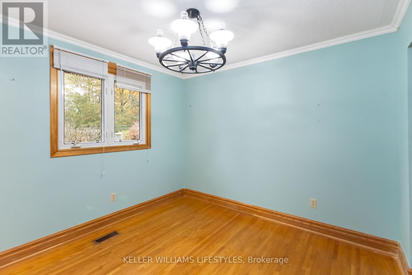 935 Norton Crescent, London South (South O), Ontario  N6J 2Y8 - Photo 14 - X12480037