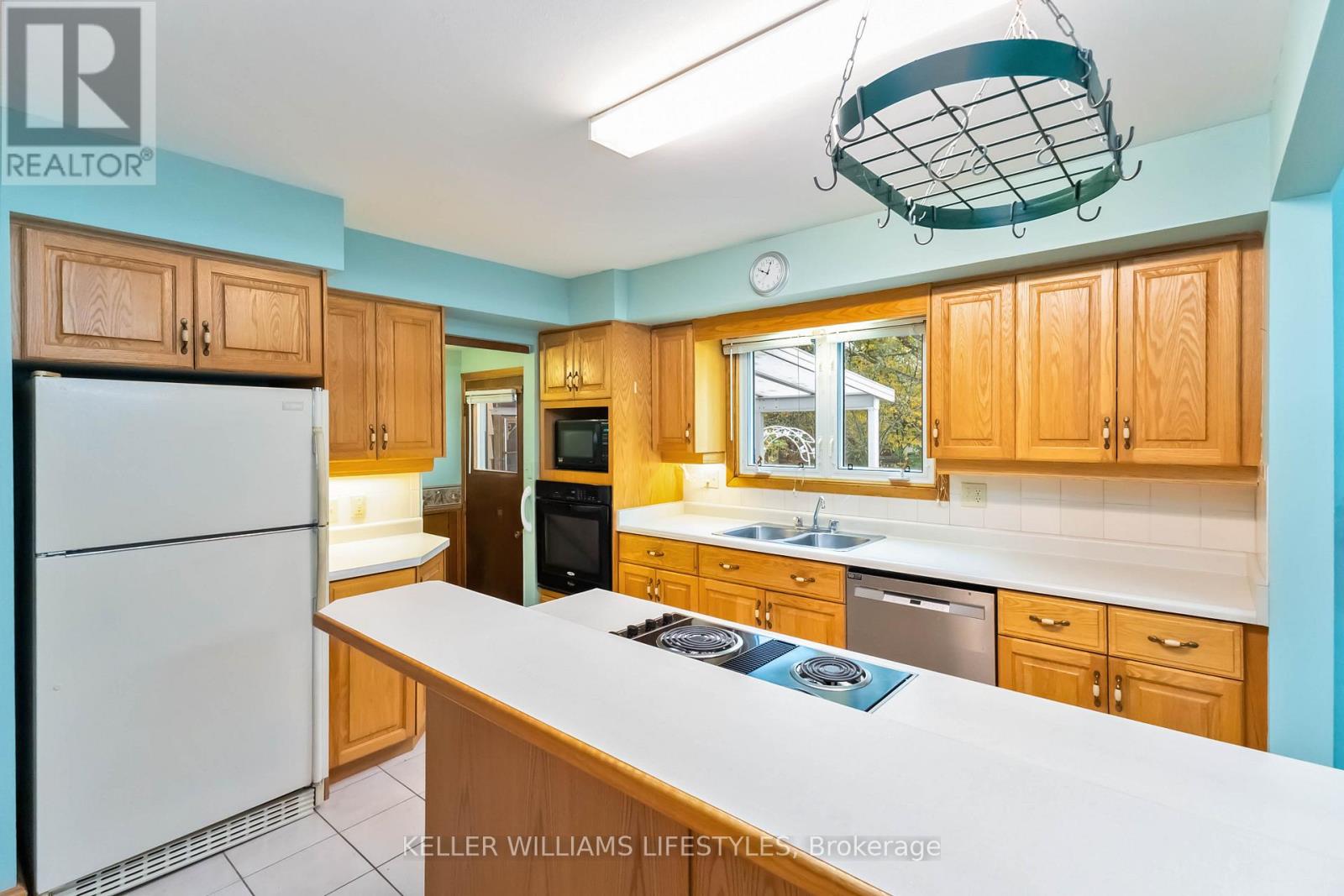 935 Norton Crescent, London South (South O), Ontario  N6J 2Y8 - Photo 19 - X12480037