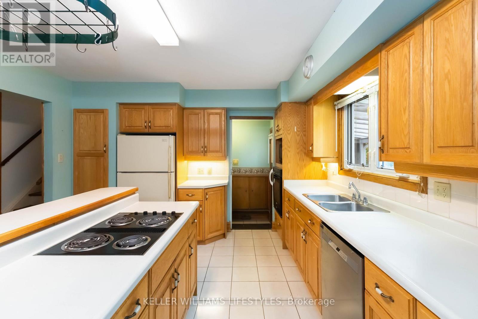 935 Norton Crescent, London South (South O), Ontario  N6J 2Y8 - Photo 20 - X12480037