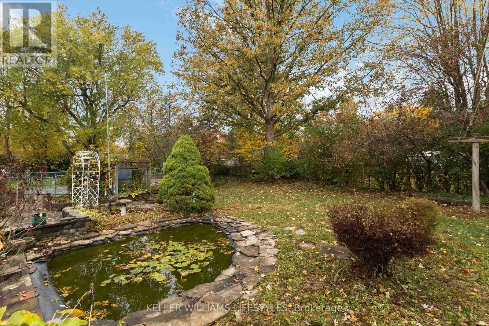 935 Norton Crescent, London South (South O), Ontario  N6J 2Y8 - Photo 37 - X12480037