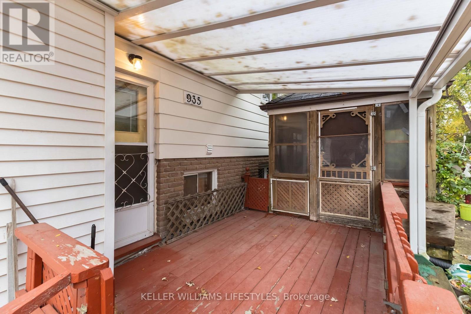 935 Norton Crescent, London South (South O), Ontario  N6J 2Y8 - Photo 41 - X12480037
