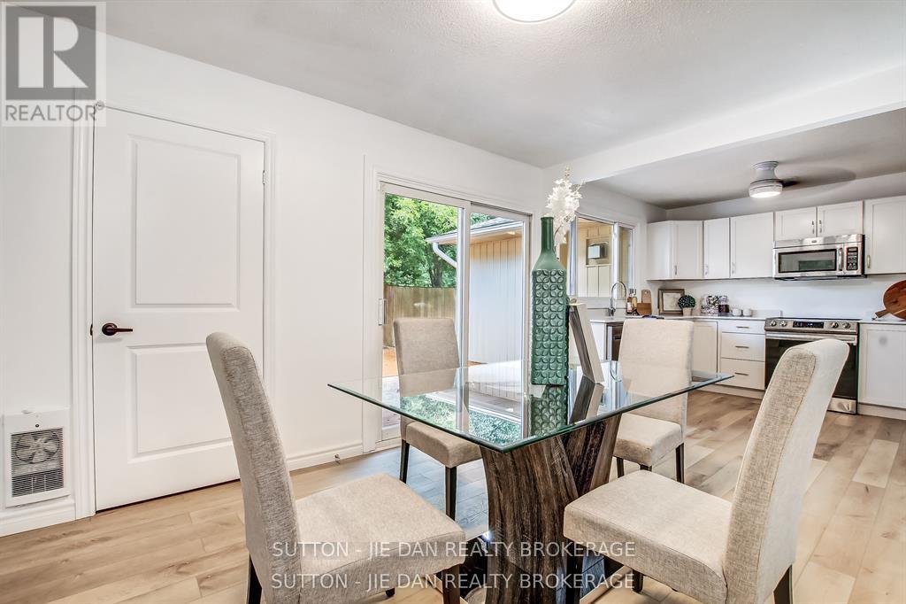 15 Hawthorne Road, London North (North F), Ontario  N6G 2W9 - Photo 4 - X12480051