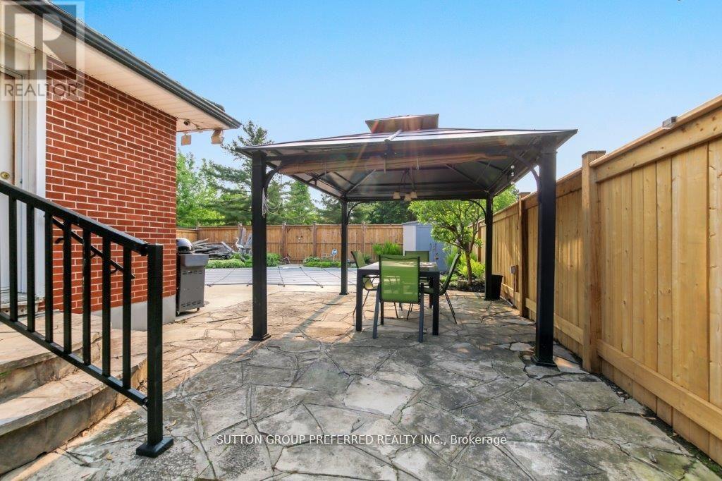 303 Admiral Drive, London East, Ontario  N5V 1J2 - Photo 25 - X12480073