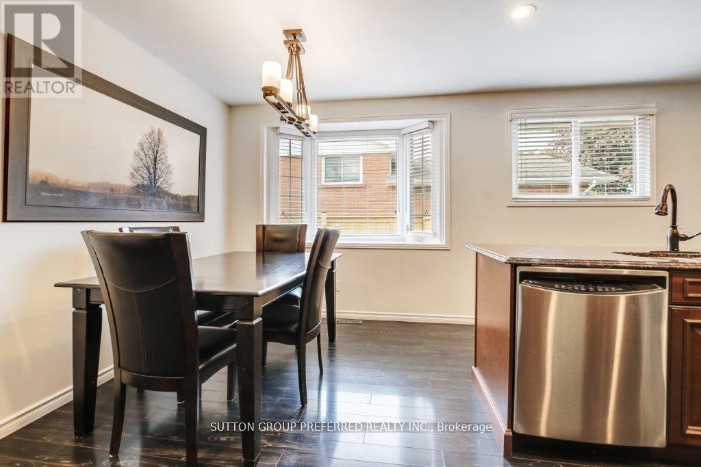 303 Admiral Drive, London East, Ontario  N5V 1J2 - Photo 9 - X12480073