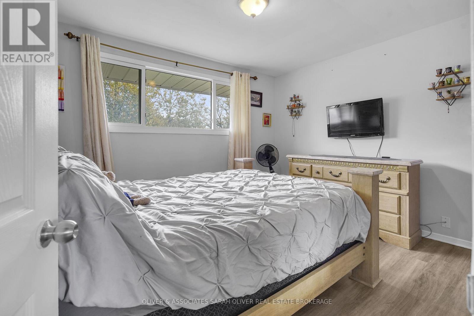 1502 Perth Avenue, London East, Ontario  N5V 2M5 - Photo 14 - X12480135