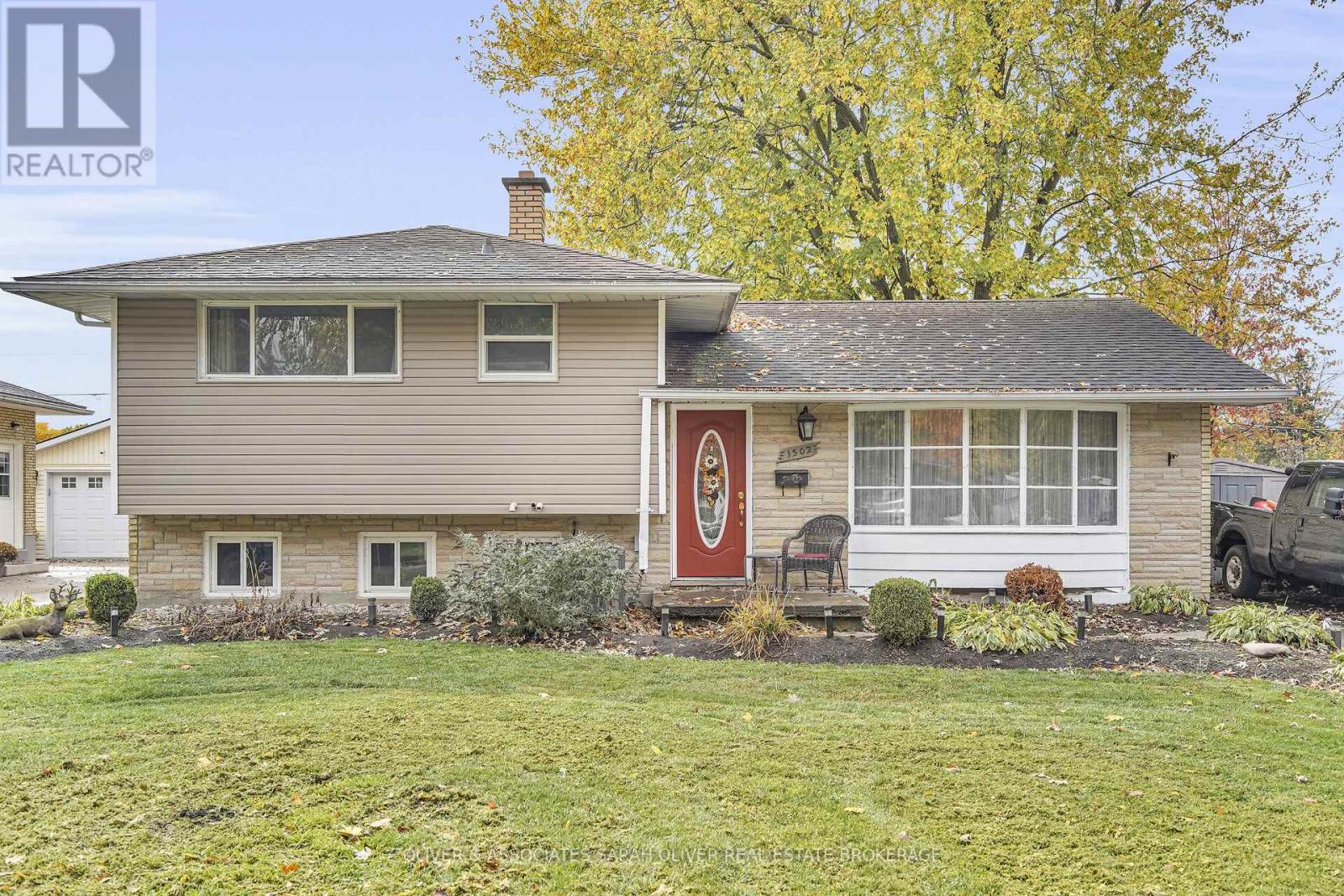 1502 Perth Avenue, London East, Ontario  N5V 2M5 - Photo 2 - X12480135