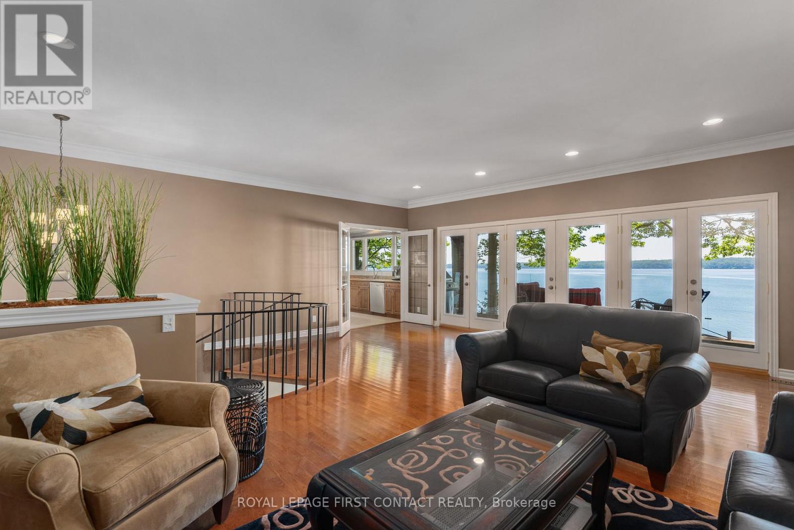 13 Georgina Drive, Oro-Medonte, Ontario  L4M 1E9 - Photo 12 - S12399638